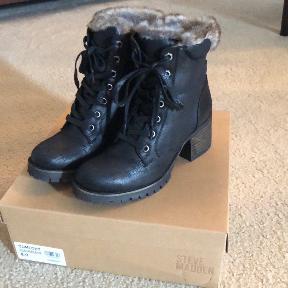Steve Madden Women’s Comfort Black Booties, Size 8